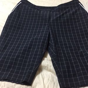 Annika Shorts - Annika woman’s sz 4 golf shorts nwot Annika Shorts - Annika woman’s sz 4 golf shorts nwot